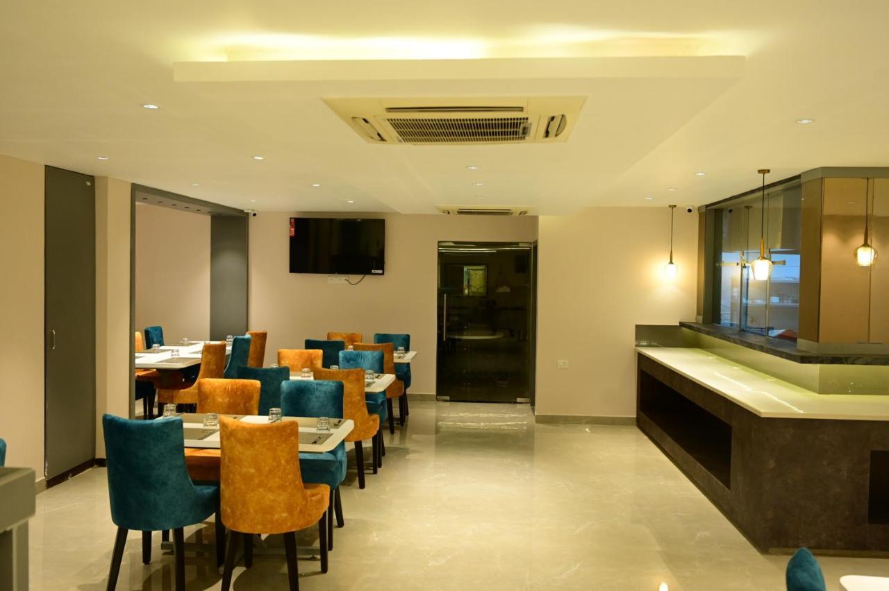 Hotel Sterling Keys By Tgi Bengaluru Zewnętrze zdjęcie