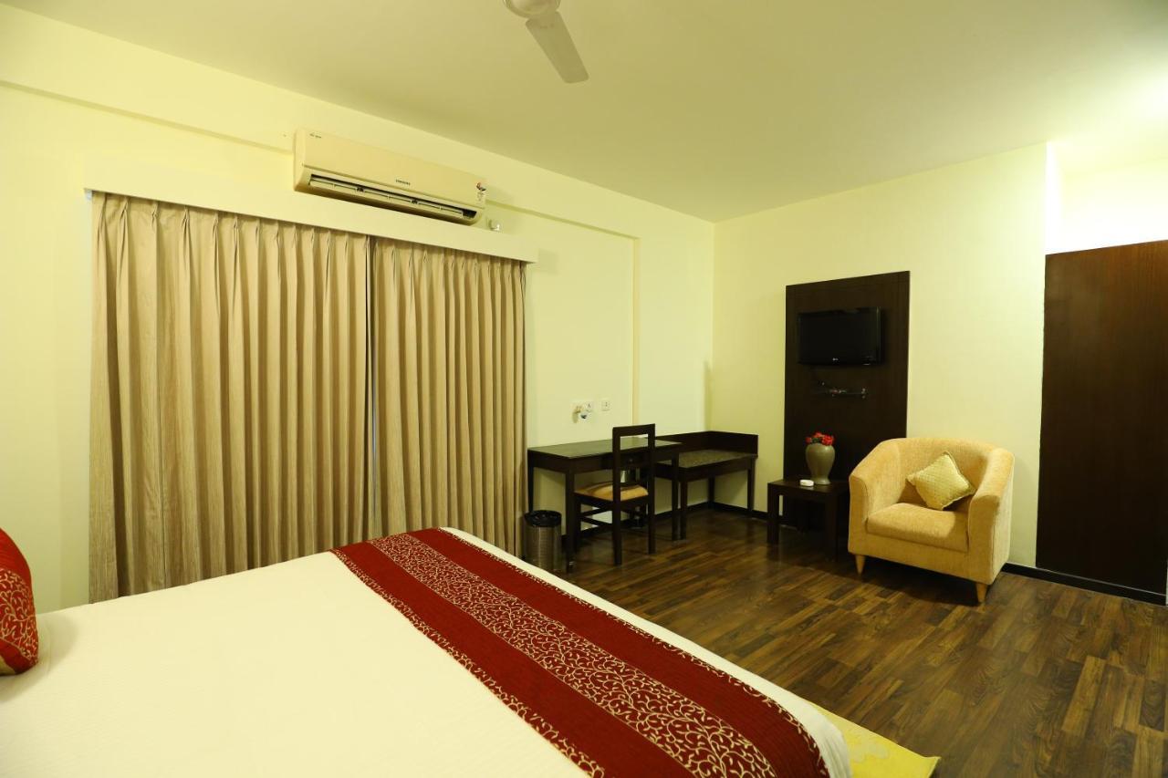 Hotel Sterling Keys By Tgi Bengaluru Zewnętrze zdjęcie